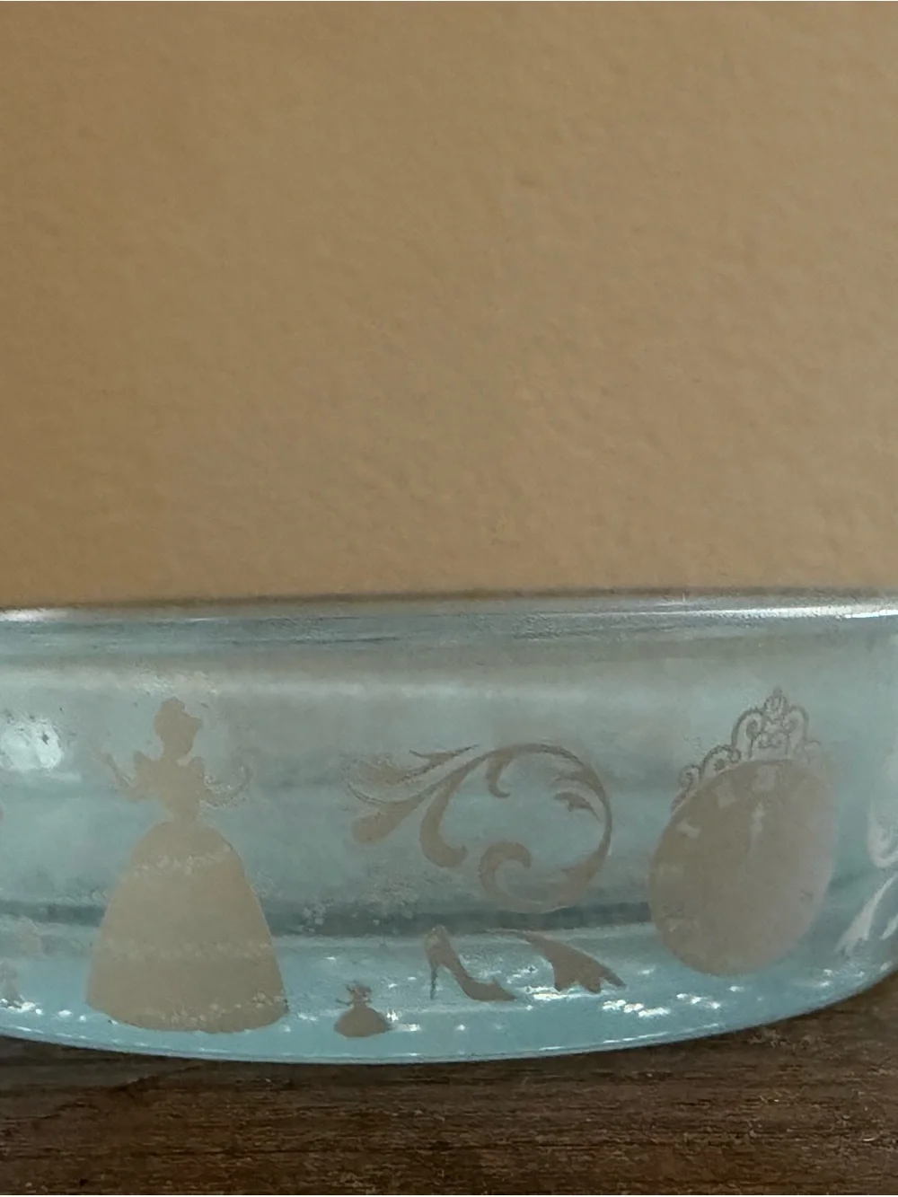 Scentsy Cinderella Carriage Lantern - White, Gold